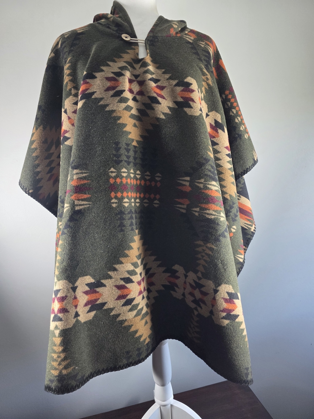 Women’s Southwestern Aztec Hooded Poncho Cape One Size Olive Green Boho